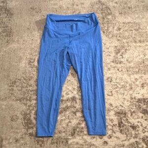 OLD NAVY ACTIVE POWERSOFT ULTRA HIGH RISE CRISSCROSS LEGGING​